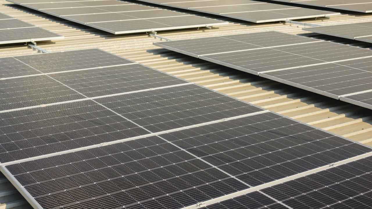 Are Black and Blue The Only Options in Solar Panels? 1 black-solar-panels-–-monocrystalline-silicon