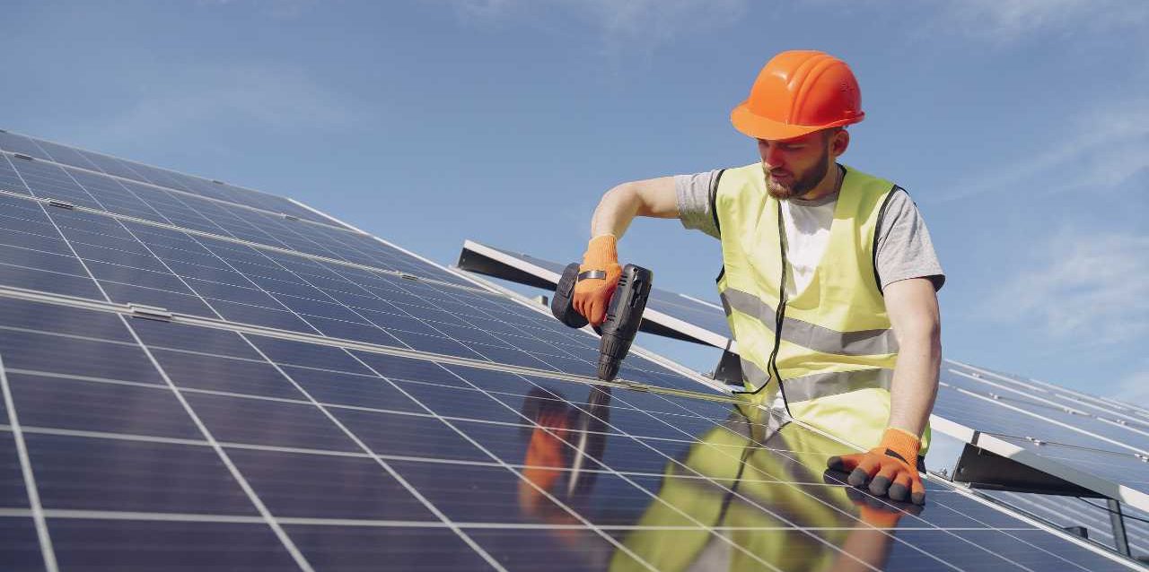 how-many-kwh-does-it-take-to-run-a-house