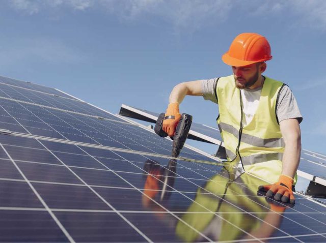 how-many-kwh-does-it-take-to-run-a-house
